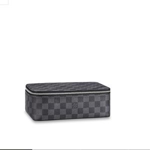 Louis Vuitton Packing Cube MM